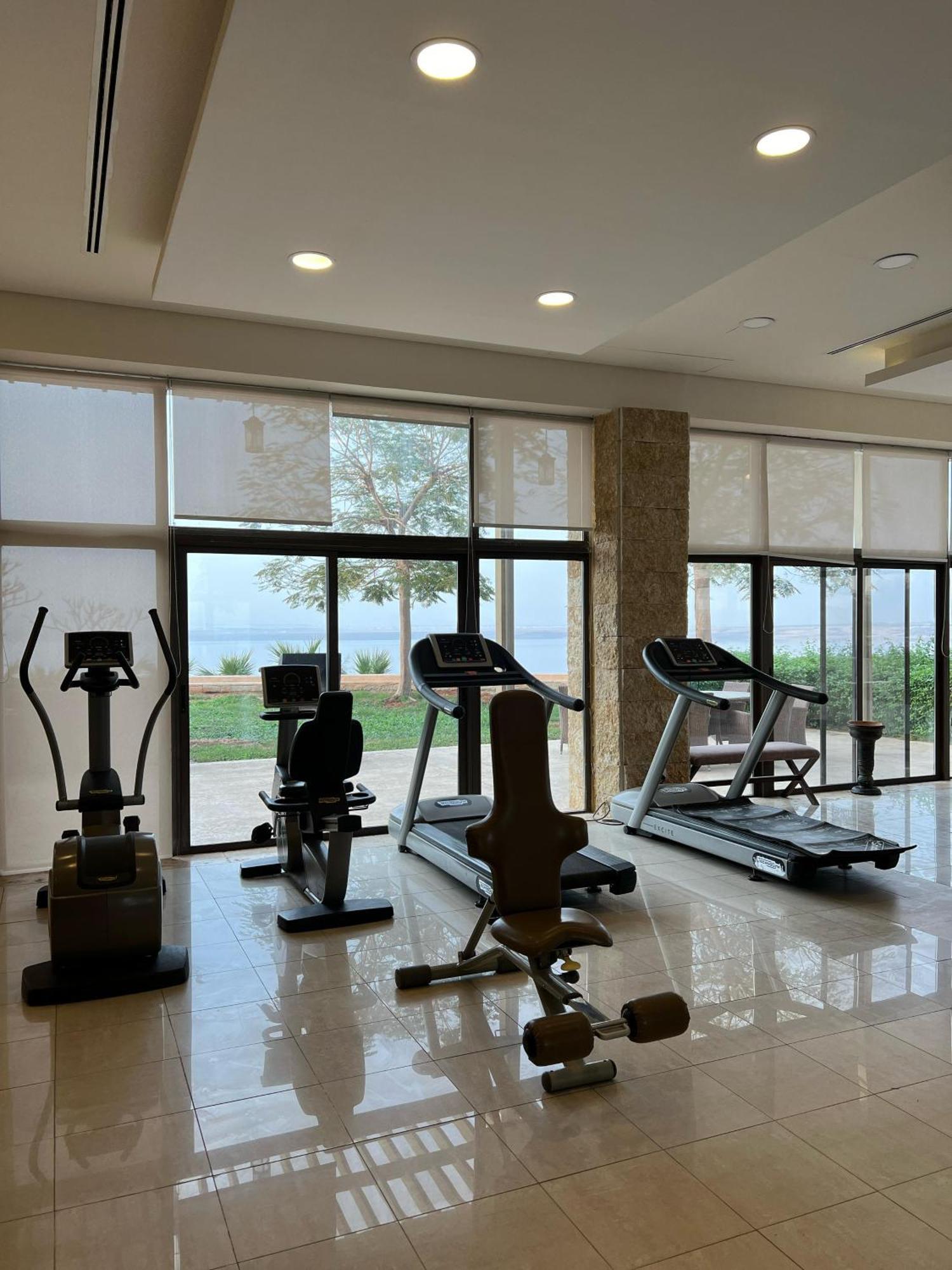 E25 Two Bedroom At Samarah Apartment Sweimeh