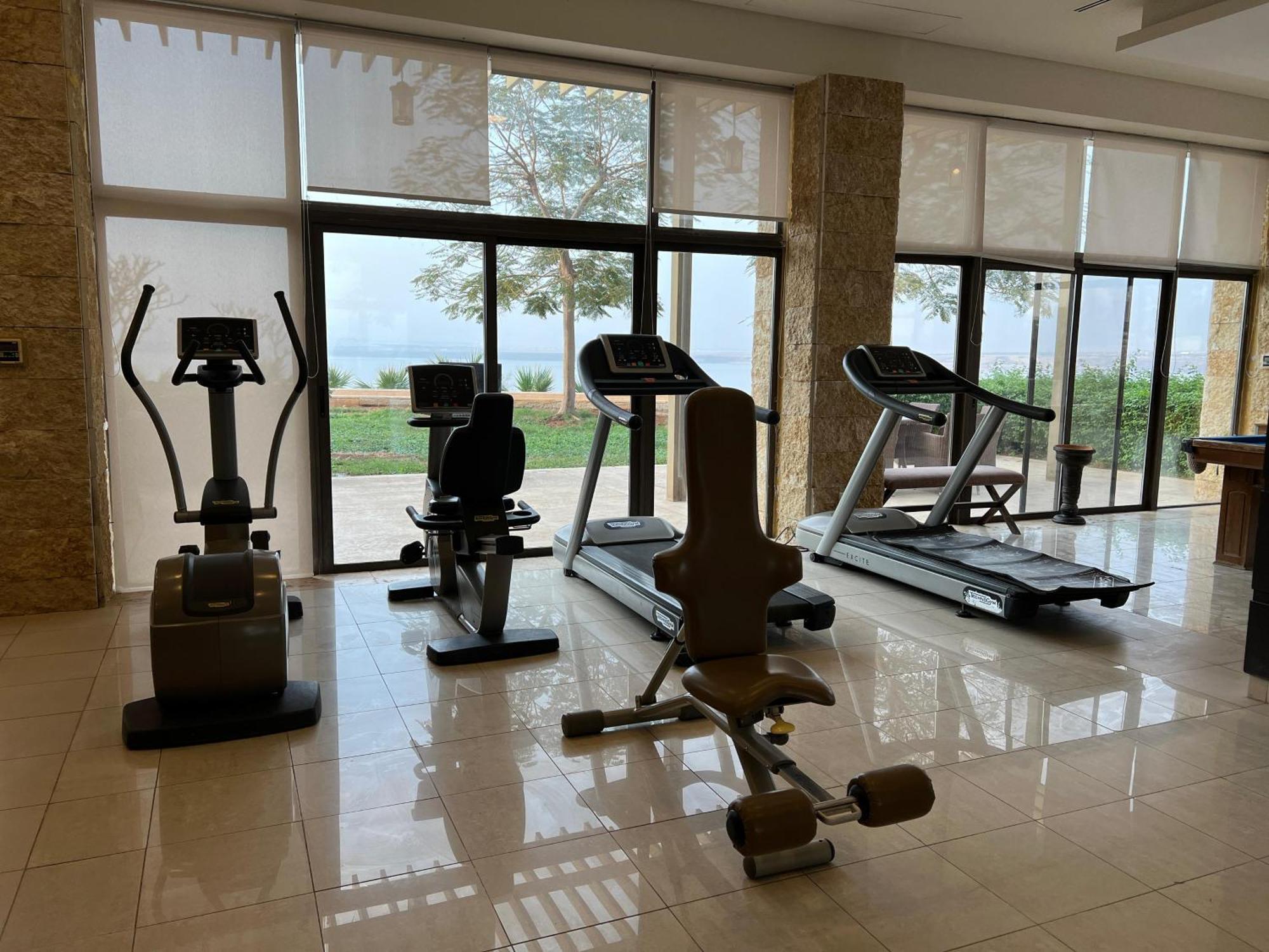 E25 Two Bedroom At Samarah * Sweimeh