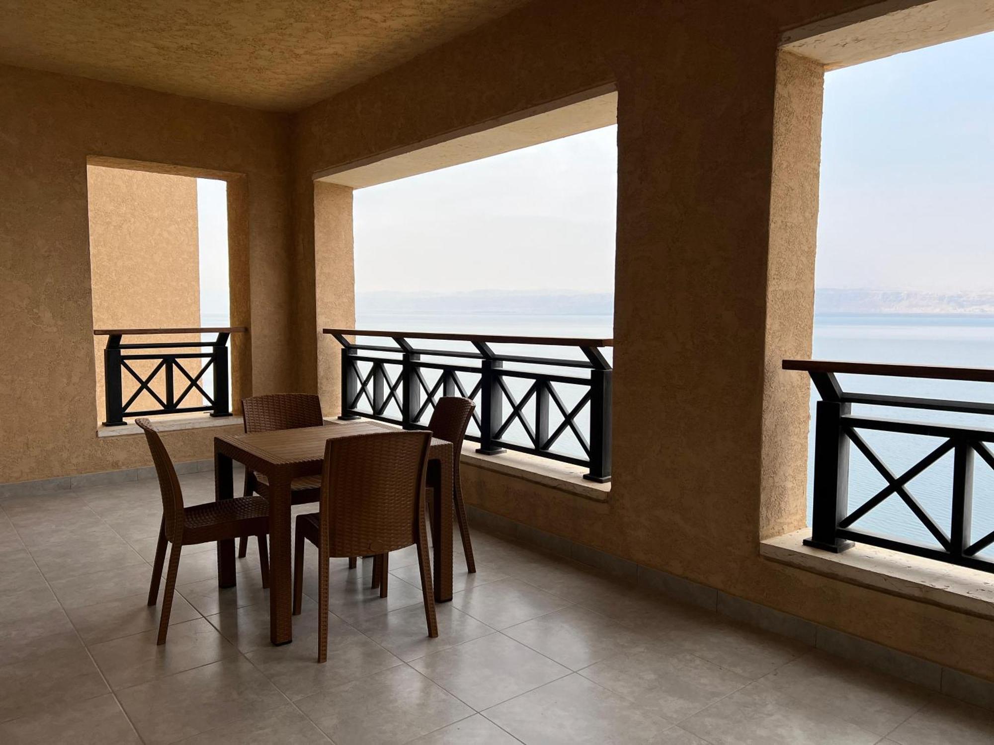 E25 Two Bedroom At Samarah Apartment