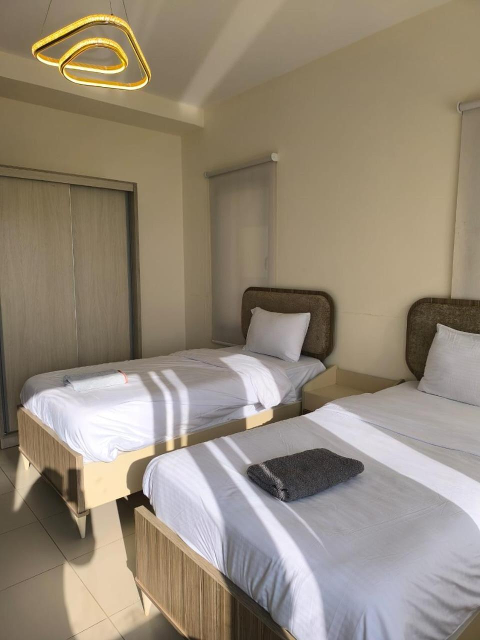 E25 Two Bedroom At Samarah Apartment Sweimeh